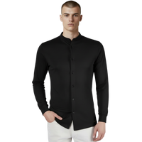 Schwarzes, italienisches Herren-Langarmshirt mit Stehkragen und durchgehender Knopfleiste, elastisches Material, schmale Passform, Frontansicht.
