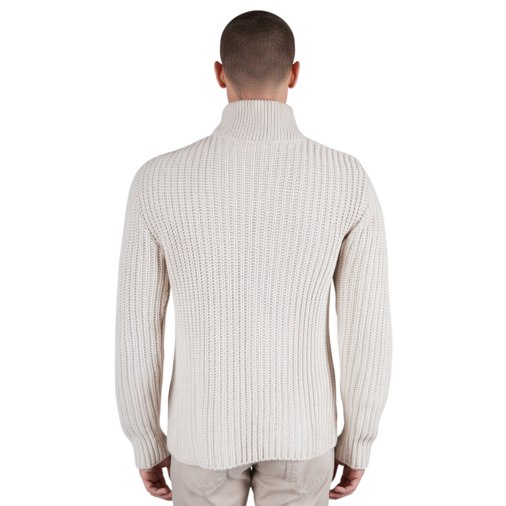 Heller italienischer Herren-Cardigan aus strukturierter Strickware mit klassischer Passform, Rückansicht.