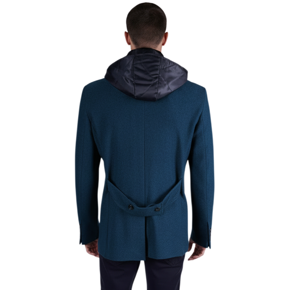 Rückansicht der italienischen Herrenjacke in Ottanio-Blau mit abnehmbarer Kapuze, klare Linienführung und taillierte Silhouette.