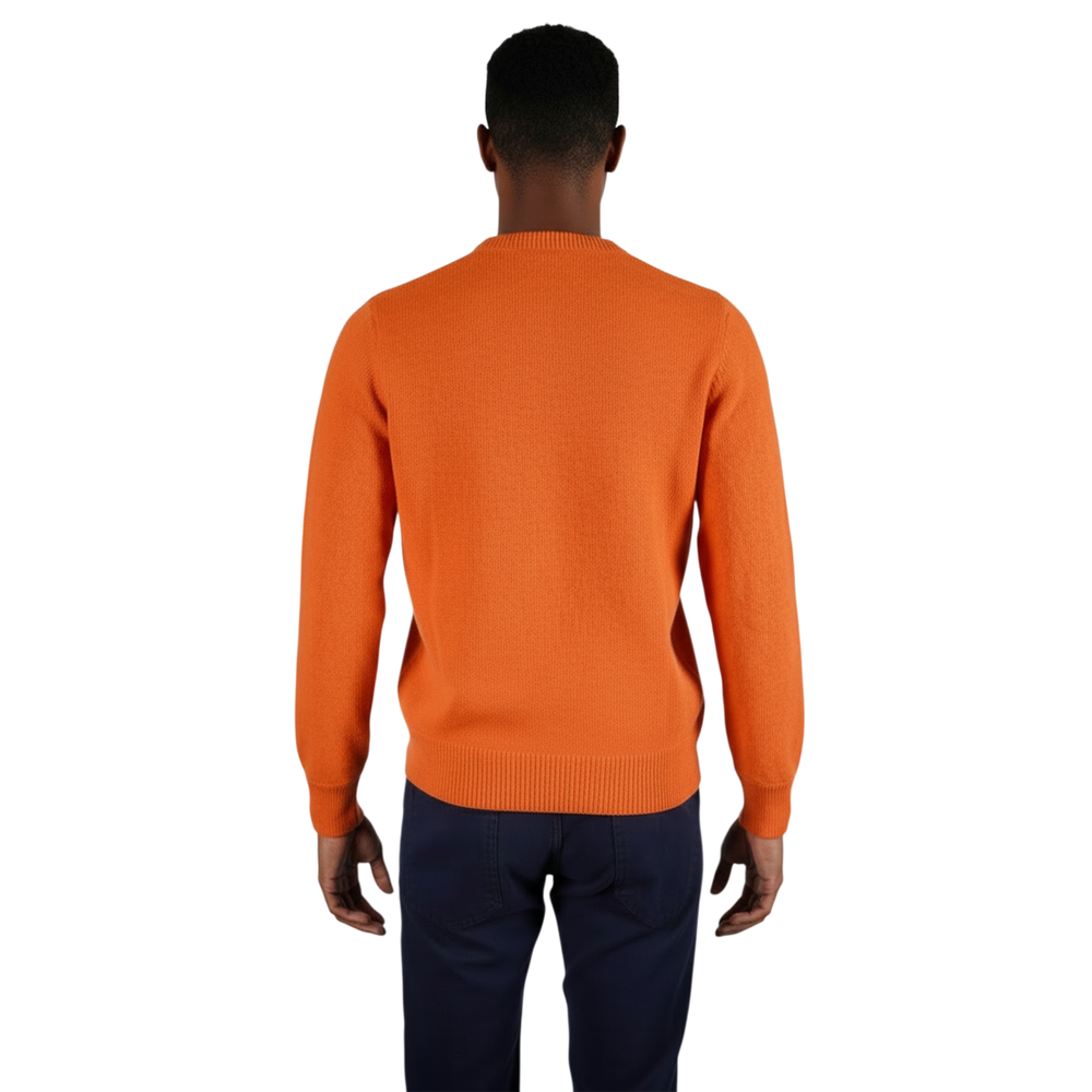 Italienischer Pullover aus Woll-Cashmere-Mischung mit moderner Passform und feiner Strickstruktur, Rückansicht
