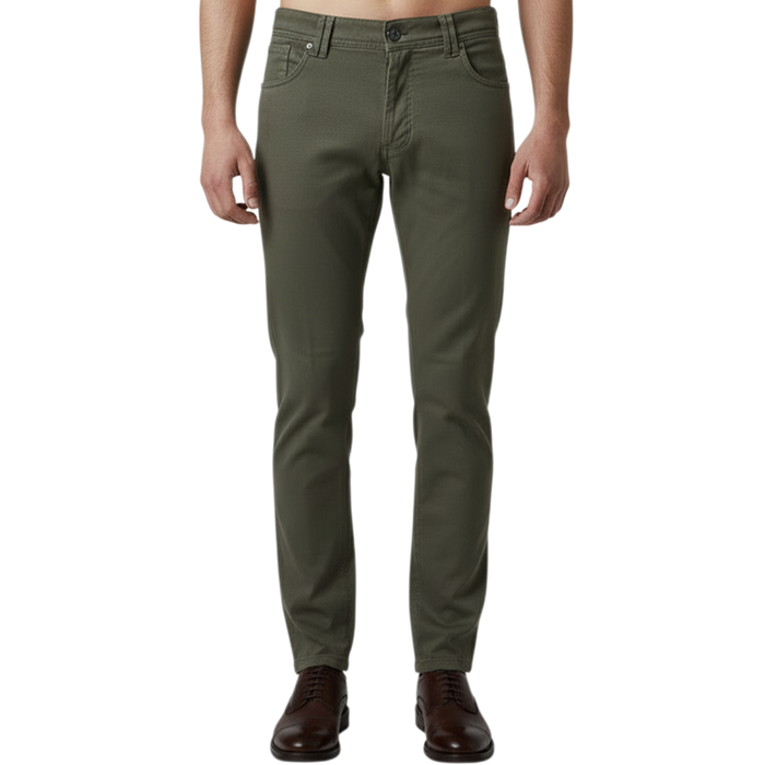 Elegante italienische Herren-Denim in Olivgrün mit schlanker Passform, klassischem Five-Pocket-Design und elastischem Tragekomfort – Vorderansicht.